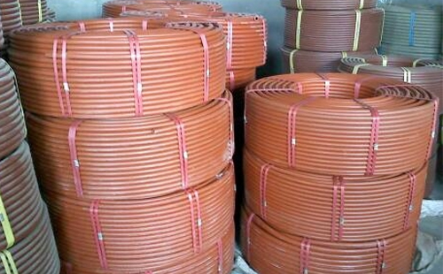 提升工程安全：聚乙烯(RPE)阻燃隆子穿线管在现代建筑中的应用